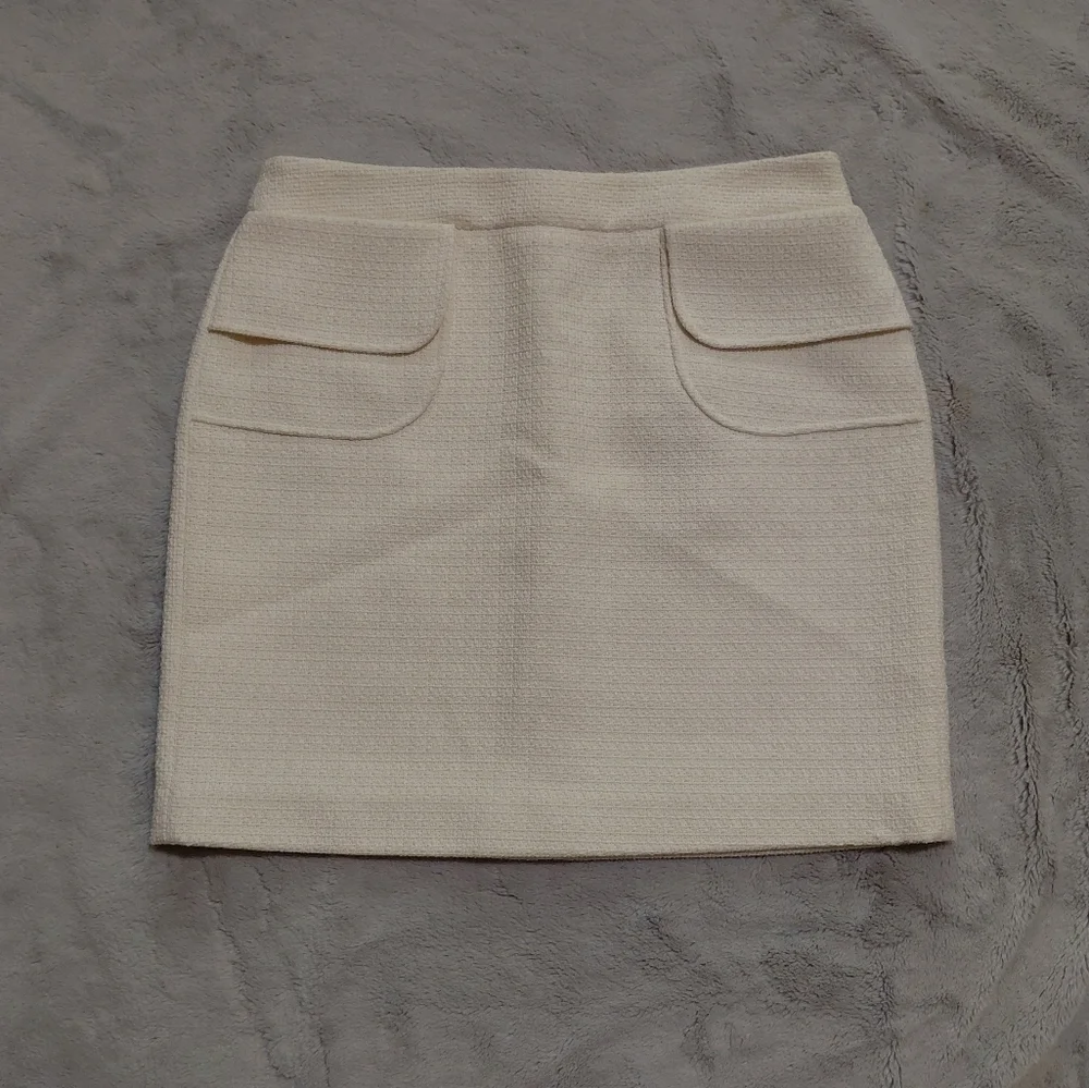 Elie Tahari Cream Classic Heavy Knit Mini Skirt Size 10 NWT